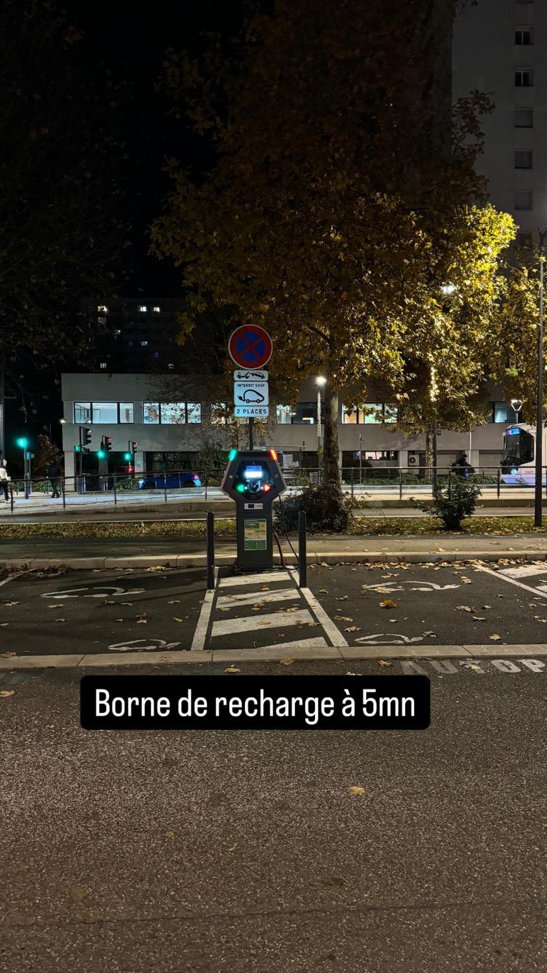 Le Beauvert Parking Gratuit グルノーブル エクステリア 写真